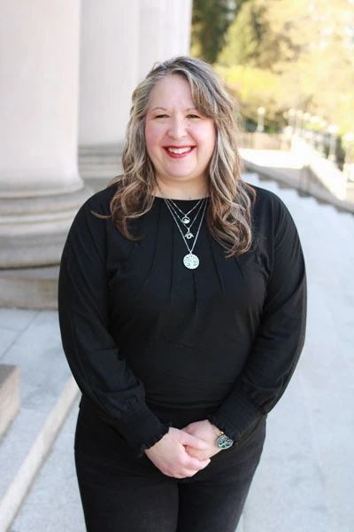 Becki, Financial Coordinator