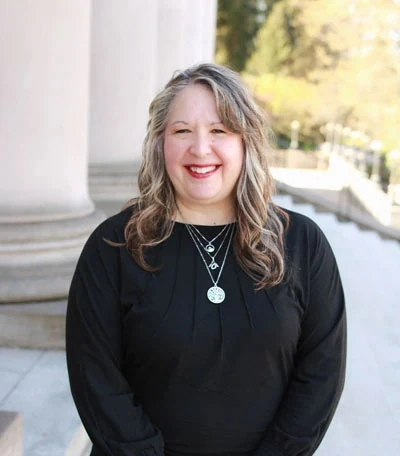 Becki, Financial Coordinator